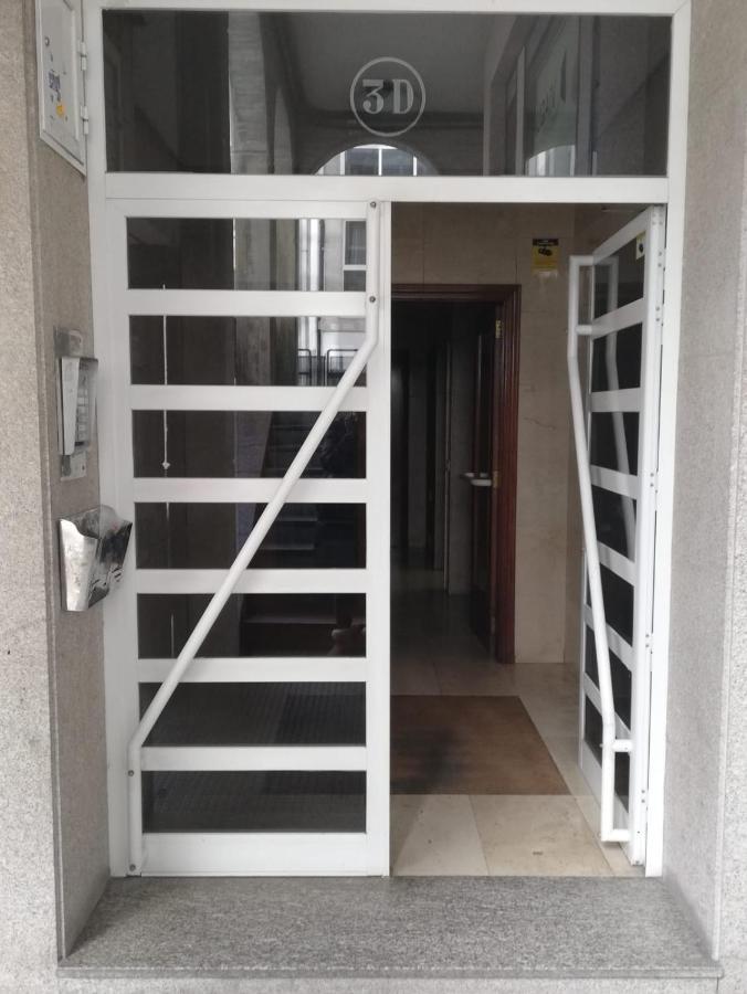 Апартаменты Apartamento Centrico Y Tranquilo En Сантьяго-де-Компостела Экстерьер фото